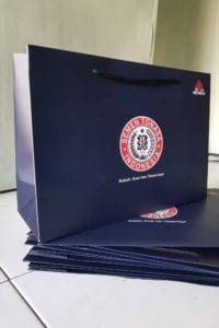tas kertas dopp